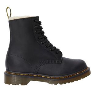 Dr. Martens Women's Serena Wyoming Lined Boot Sz 9